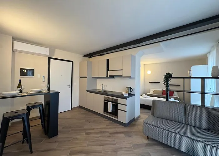 A-waay San Massimo 2 * Турин